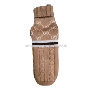 Jersey Dolcevita Infinity de pura lana merino color beige para perro, diseño trenzado y 100% Made in Italy.