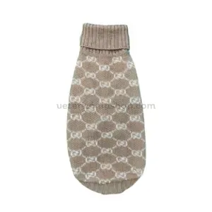 Jersey para perro 100% lana merino color caramelo con diseño jacquard, cálido, suave y fabricado en Italia.