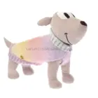 Jersey para perro Aurora Rainbow en maniquí – diseño degradado arcoíris