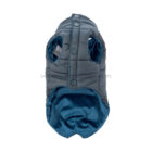 plumífero para perro azul abierto mostrando interior y cierres del abrigo