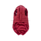 plumífero para perro rojo abierto mostrando el interior y los cierres del abrigo