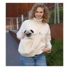 bandolera sling para perros pequeños Daisy Muffin & Berry en uso