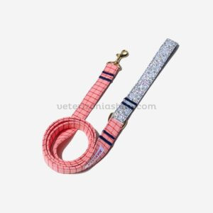 Correa para perro ajustable rosa con estampado floral