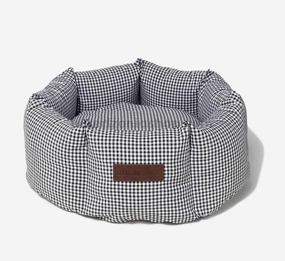 cama-vichy-negro-web-optimizada Cama para perro Vichy Negro premium desenfundable con diseño acolchado y estampado de cuadros negros y blancos.