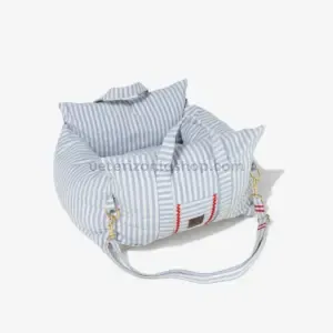 asiento-coche-desenfundable-perros-rayas-azul-celeste.webp