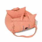 Asiento de coche para perros desenfundable Sintra en rayas coral con detalles azules