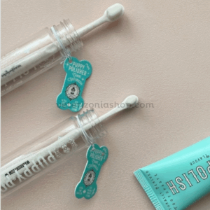 Cepillo dental ultrasuave para perros con tubo protector reutilizable.