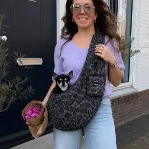 Bandolera Leopardo Gris para transportar perro pequeño en paseo