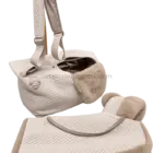 Bolso transportín para perro pequeño beige con manta y capucha extraíble